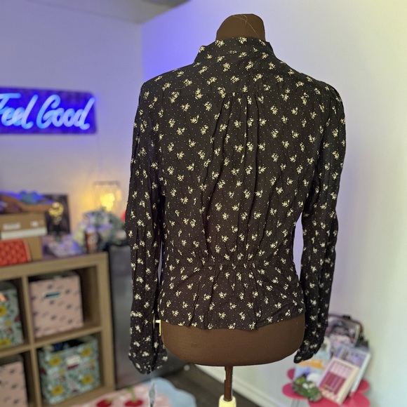 NWT LRL Blouse Black Floral - Picture 3 of 10